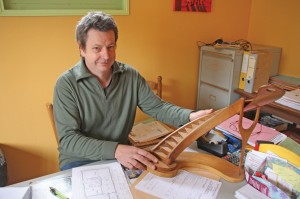 Hugues Le Blanc, un véritable maître dans le travail du bois.