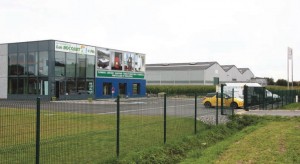 Une vue de la zone artisanale de Saint-Folquin. Au premier plan, l’entreprise Bocquet. 