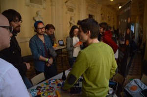 Les professionnels ont échangé avec les étudiants autour de stands mis en place pour l‘occasion.