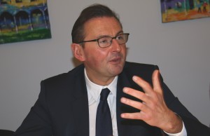 Le maire d’Arras, Frédéric Leturque, est très mobilisé sur le sujet de l’équilibre territorial de la future région. 