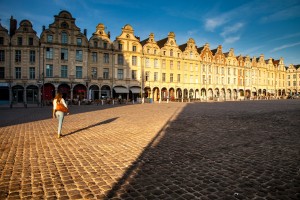 Arras propose une offre touristique qui enrichit largement la destination “Autour du Louvre-Lens”.