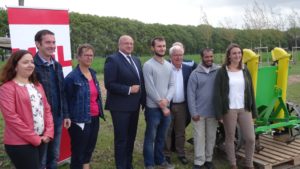 Les 7 agriculteurs bio autour du Président de la MEL.