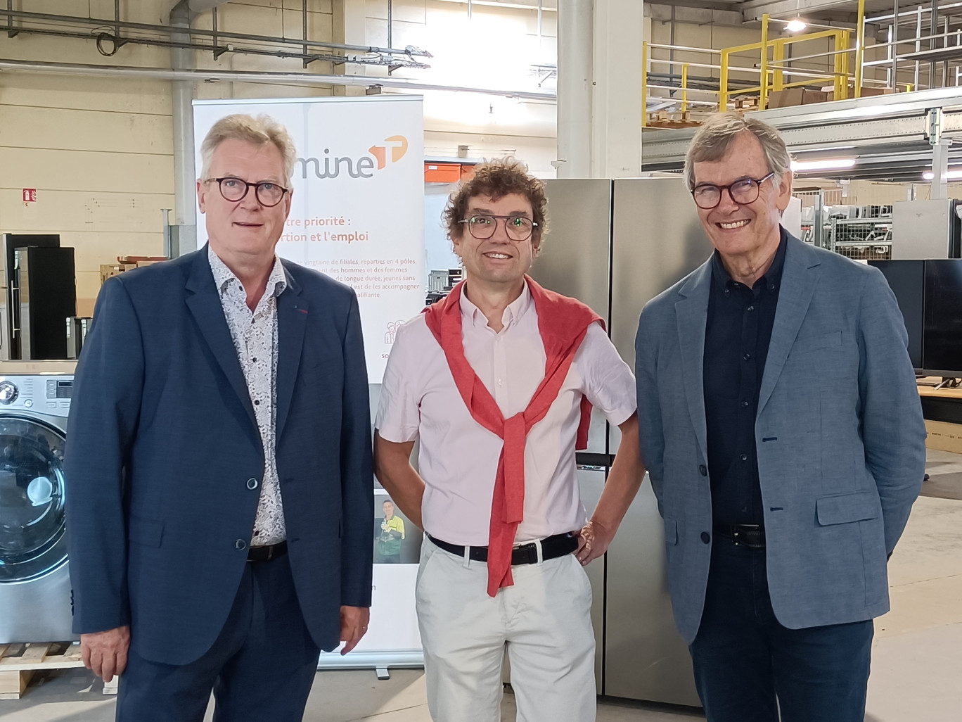 De gauche à droite : André Dupon, président du Groupe Vitamine T ; Jean-Yves Doisy, directeur général du Groupe Vitamine T ; et Jean-Paul Raillard, président de la Fédération Envie.