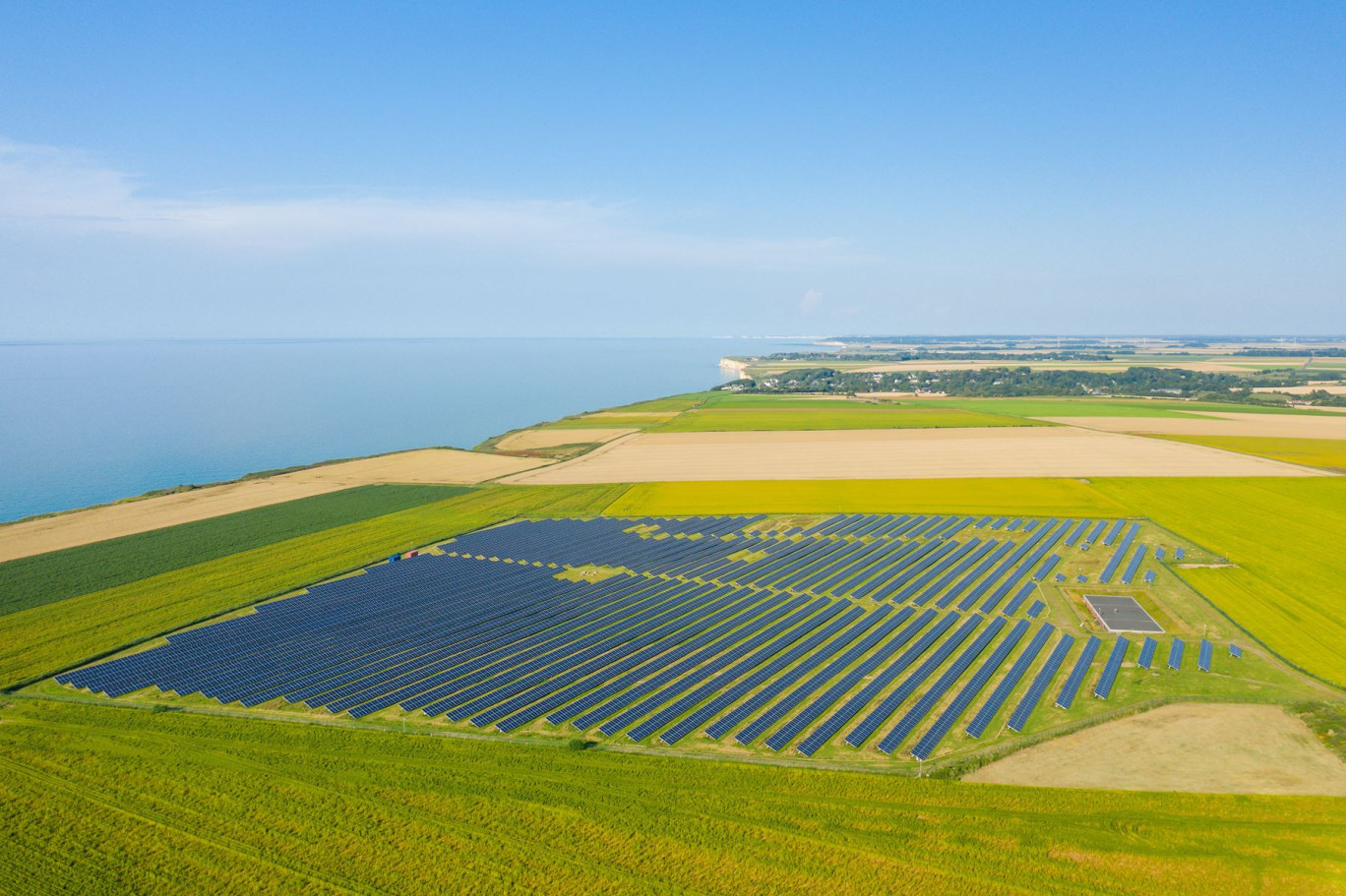 Concernant les parcs photovoltaïques au sol, l’Autorité pointe la difficulté de ces projets à concilier l’ensemble des enjeux environnementaux. © Florent