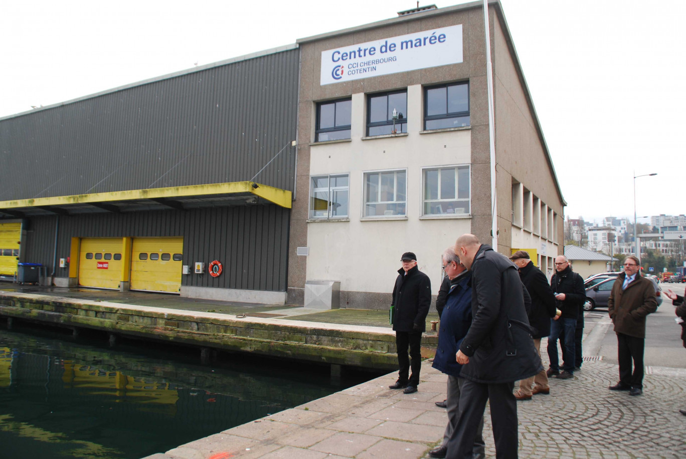 Comme au Bassin du commerce à Cherbourg, l'eau puisée au bassin Napoléon de Boulogne pourrait être utilisée comme source d'énergie.