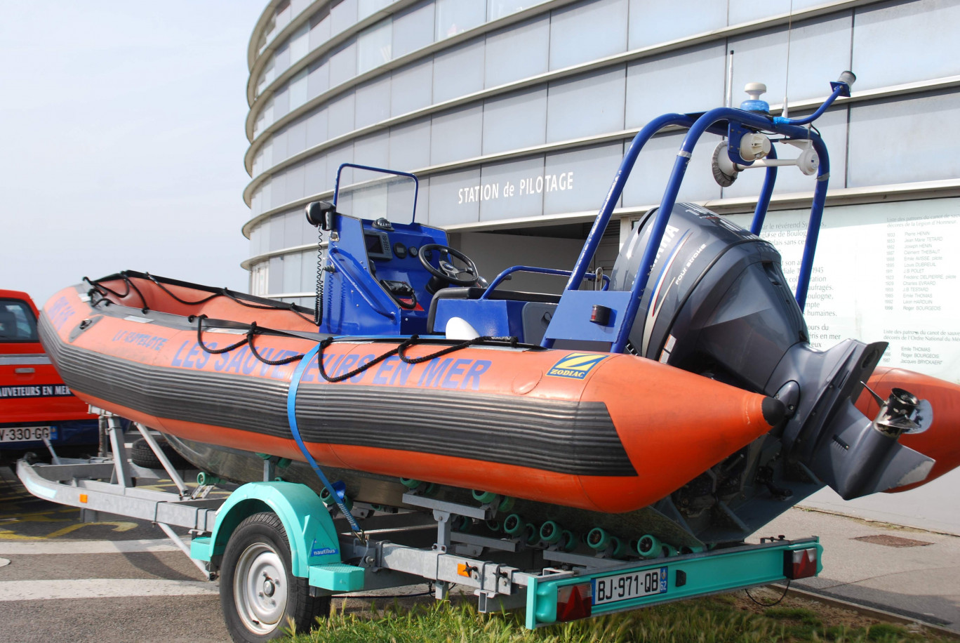 Un semi-rigide offert aux Sauveteurs en mer pour leur formation